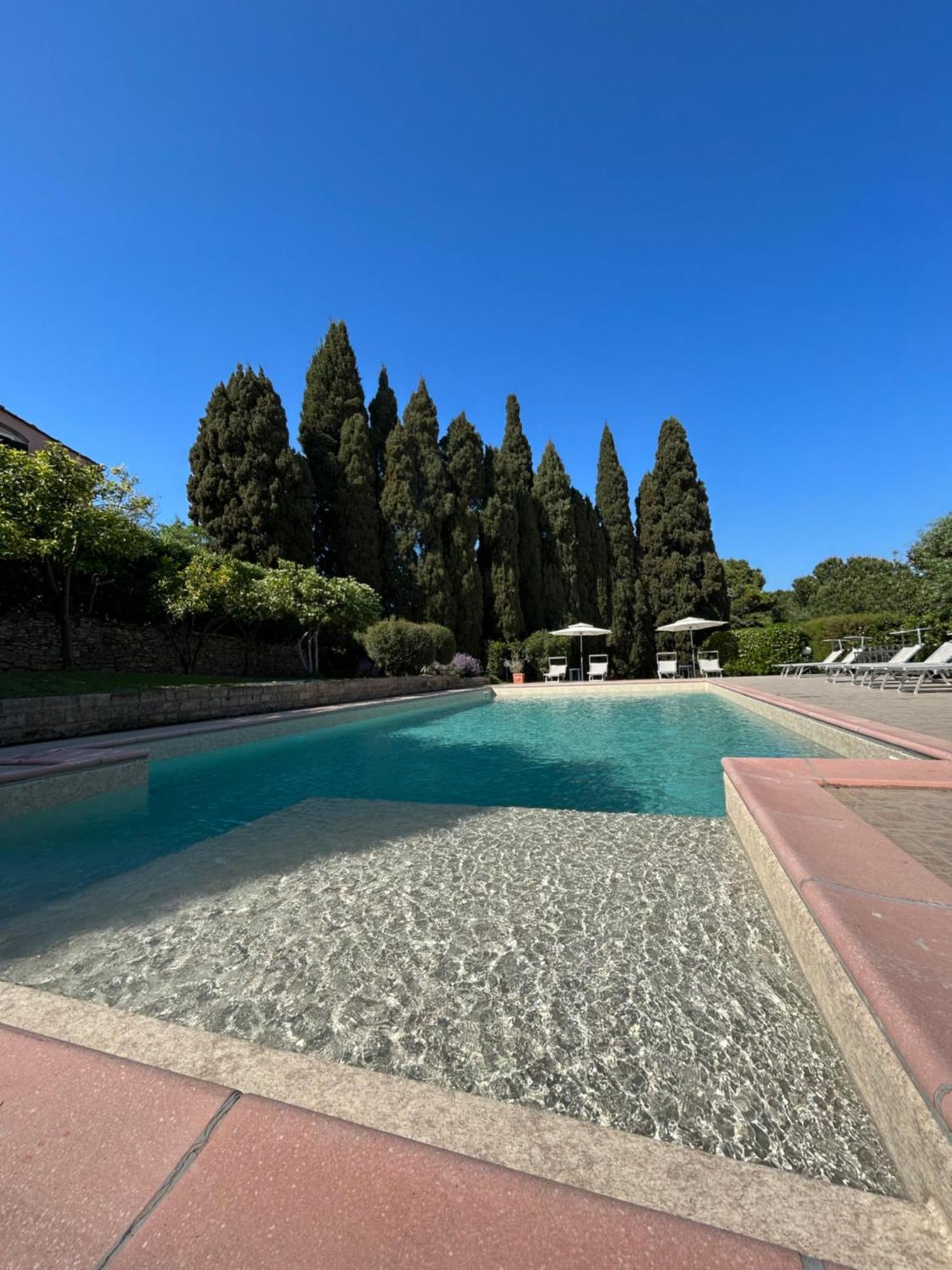 B&B Villa Il Poggetto Venturina Terme Exterior photo